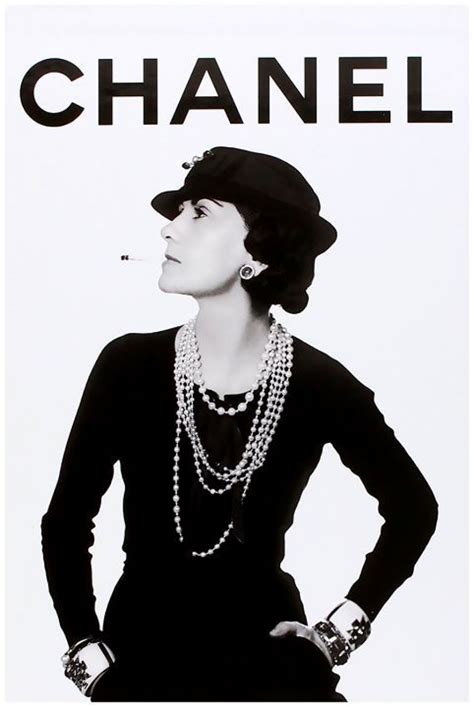 moda coco chanel años 20|coco chanel historia.